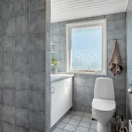 3 Bedroom Beautiful In Brenderup Fyn Holiday home *