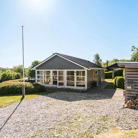 In Brenderup Fyn With Wifi 펜션 Vedelshave